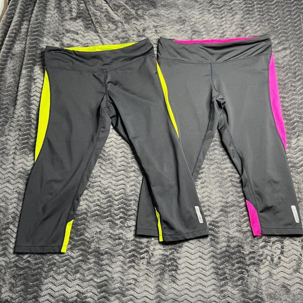 Lot of 2 Asics Cropped 19” Running Leggings size Small‎